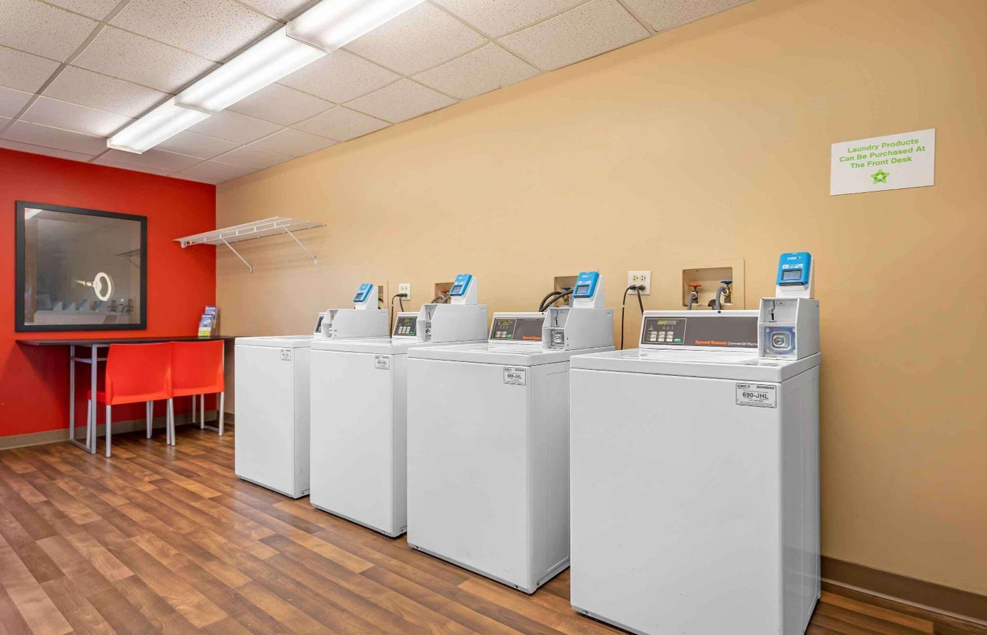 Extended Stay America Suites - Chicago - Itasca Bagian luar foto
